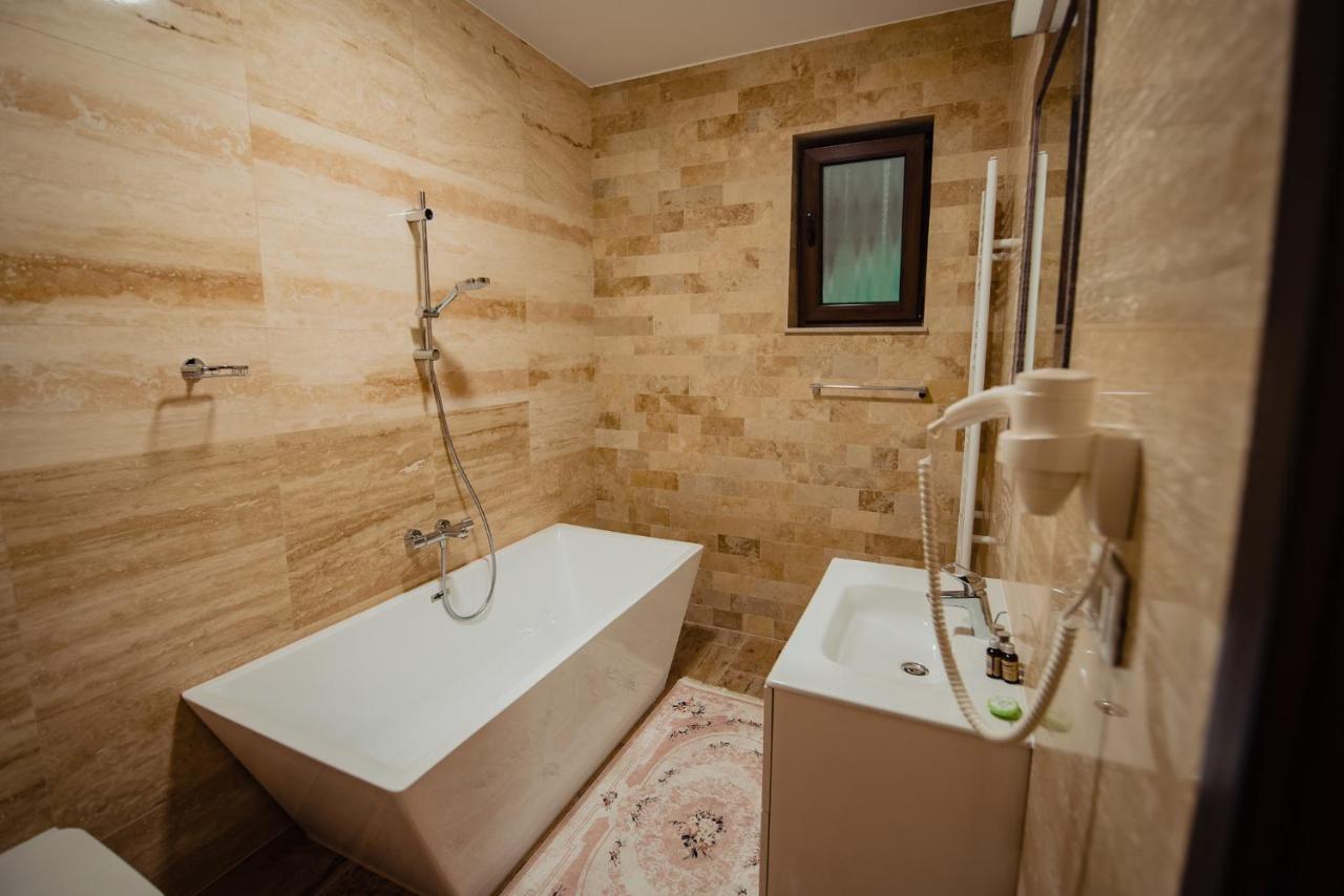 Hotel Casa Maiereana Anies Zewnętrze zdjęcie